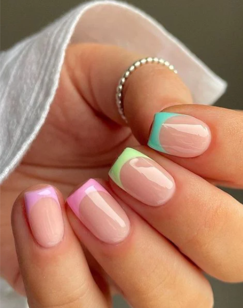 RIMBUSHJE E THONJVE TE DUARVE ME TEKNIKE ME XHEL -REFILLING OF HAND NAILS WITH GEL TECHNIQUE