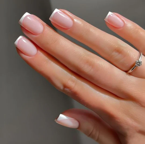 PASQYRE ,FRENCH ,OMBRE - MIRROR EFFECT, FRENCH, OMBRE